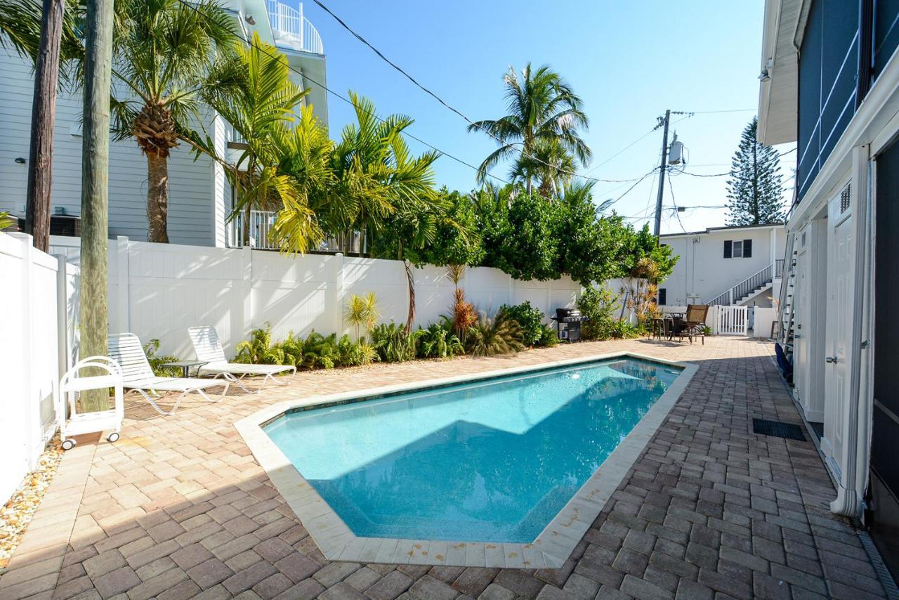 Canal 311 - Right In Siesta Key Village! Sarasota Exterior photo