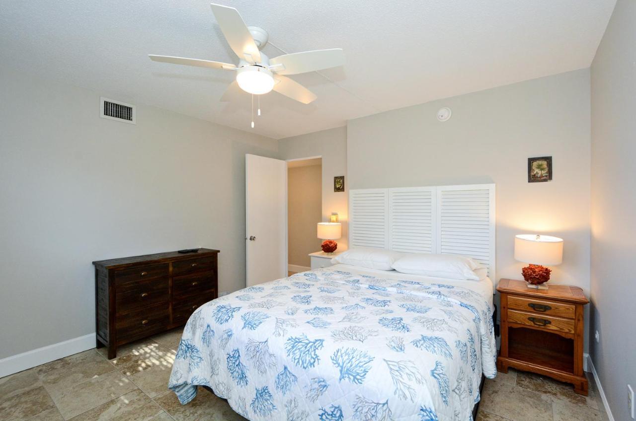 Canal 311 - Right In Siesta Key Village! Sarasota Exterior photo